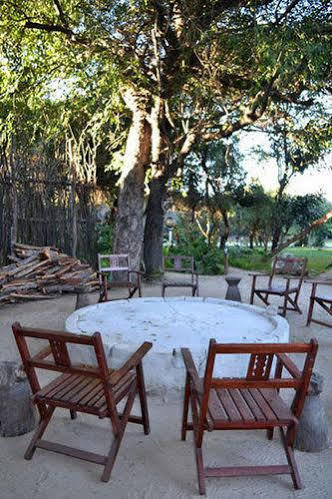 Caprivi Houseboat Safari Lodge Катима-Мулило Экстерьер фото