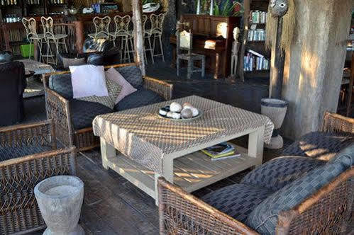 Caprivi Houseboat Safari Lodge Катима-Мулило Экстерьер фото