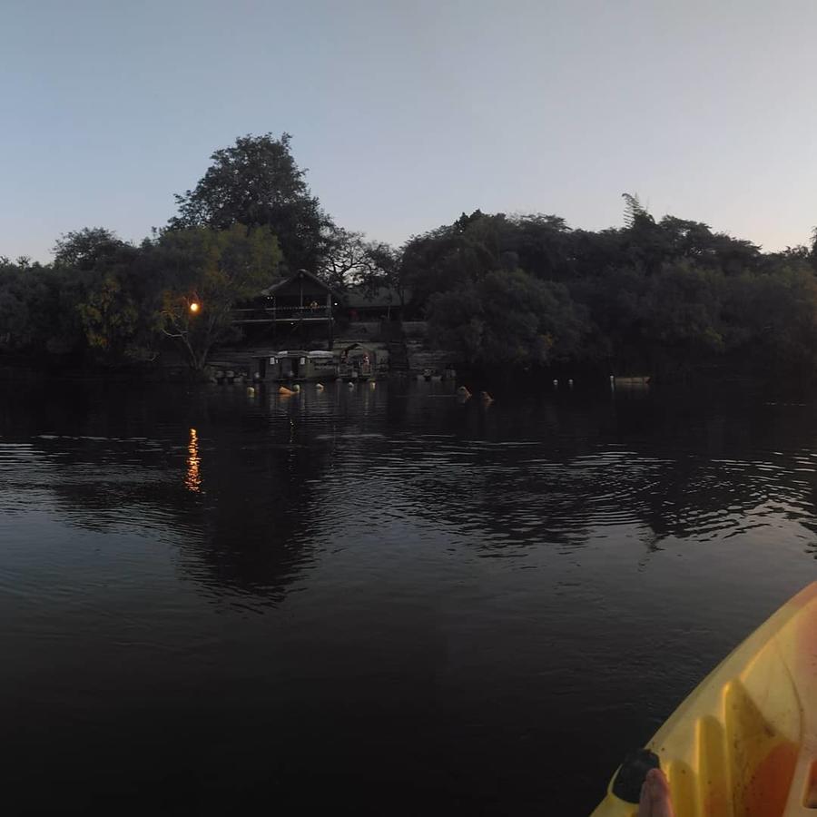 Caprivi Houseboat Safari Lodge Катима-Мулило Экстерьер фото