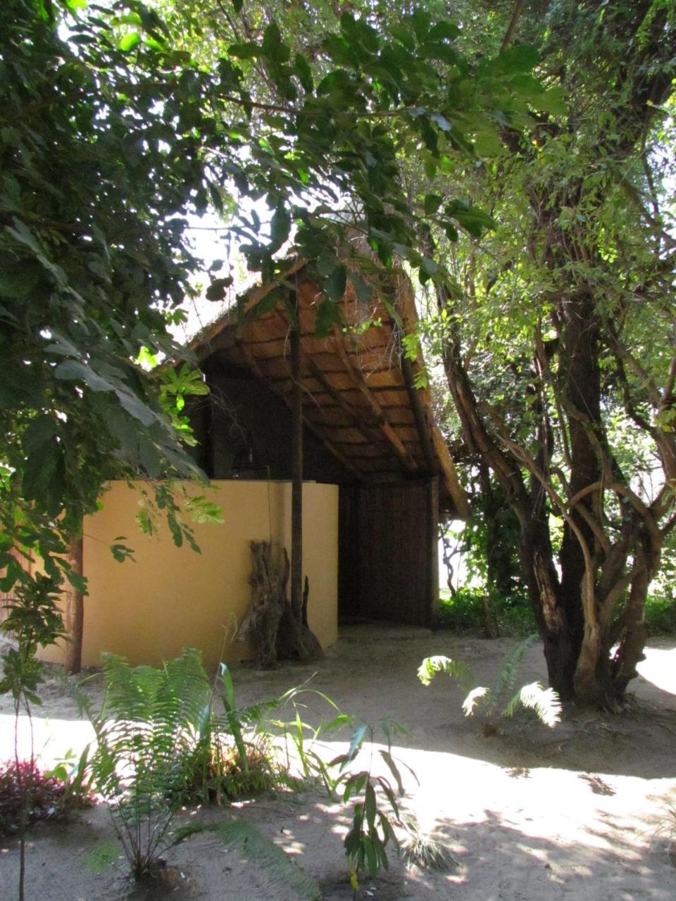 Caprivi Houseboat Safari Lodge Катима-Мулило Экстерьер фото