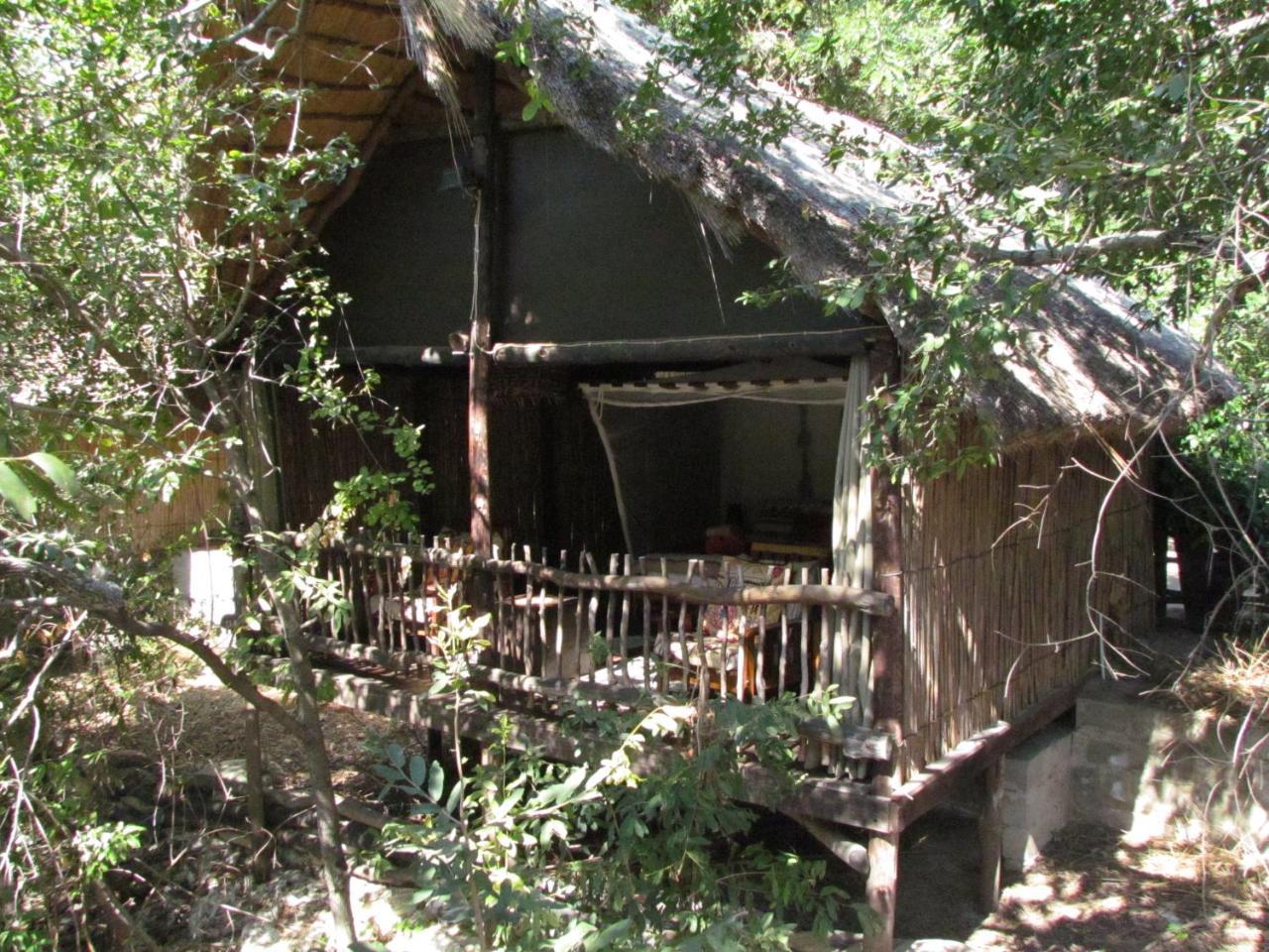 Caprivi Houseboat Safari Lodge Катима-Мулило Экстерьер фото